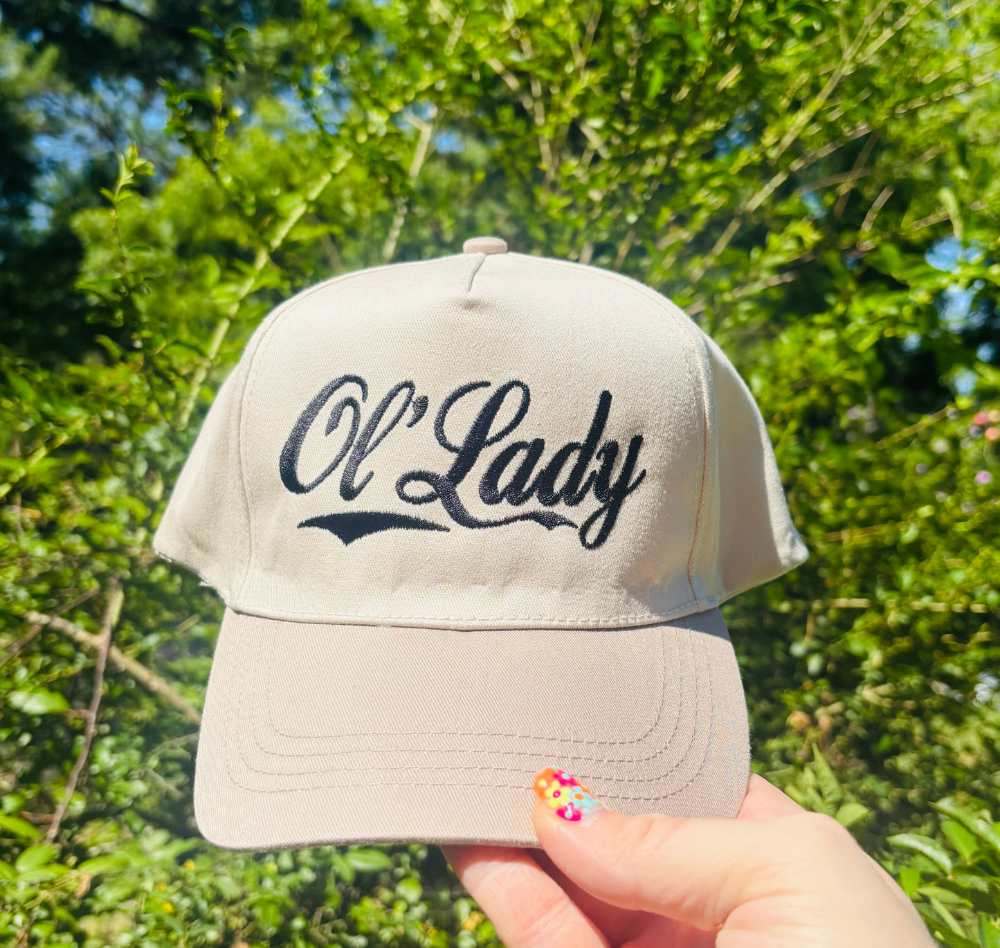 Ol lady hat