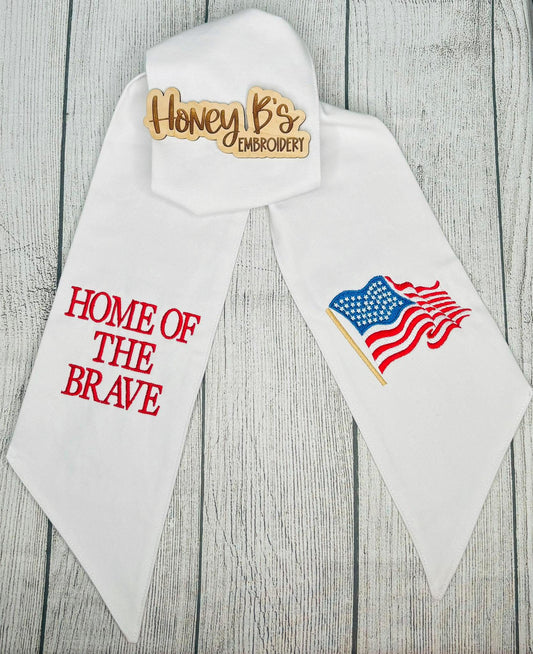 Patriotic wreath sash